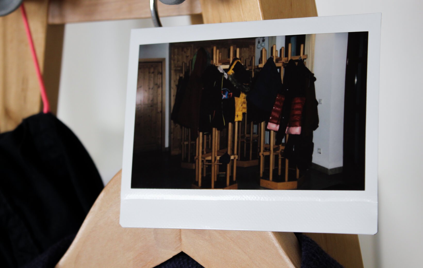 Polaroid: Garderobe